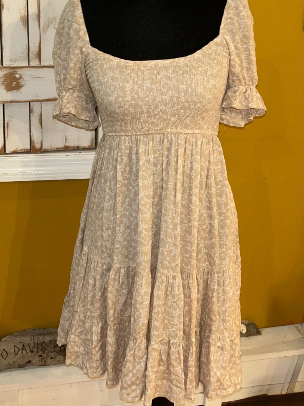 Altar'd State XS Beige Floral Midi Dress Smocked Puff Sleeve Cottagecore